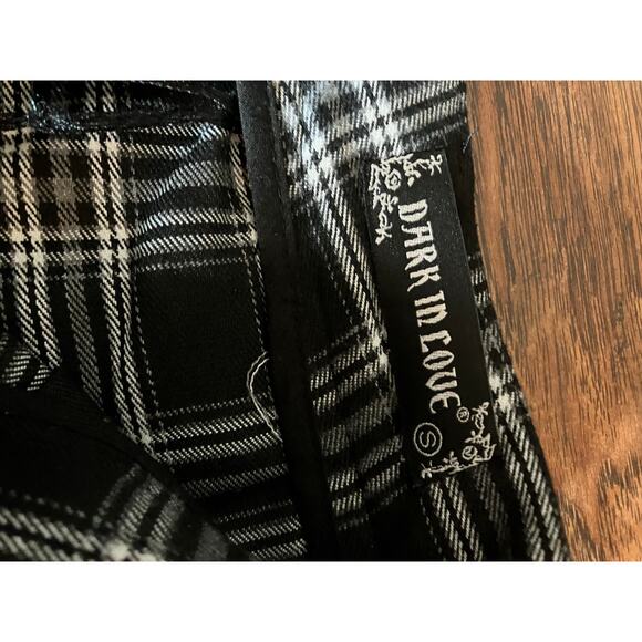 DARK IN LOVE Dolls Kill Mini Plaid Skirt KILT GOTH WHIMSY STARS Small S - Picture 4 of 6